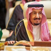 raja-salman-mengasingkan-diri-150-anggota-kerajaan-saudi-dilaporkan-positif-covid-19