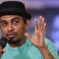 sholawat-glenn-fredly-menjadi-saksi-menurut-nu