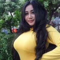 pamela-safitri-pamer-santap-buah-netizen-bingung-mana-yang-harus-dimakan