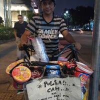 tersangkut-kabel-sutet-bocah-8-tahun-bergelantungan-setinggi-15-meter