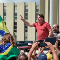 presiden-brasil-turun-ke-jalan-memprotes-quotlockdownquot-pemerintahannya-sendiri