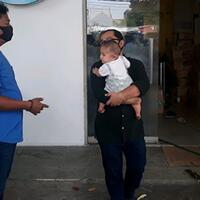 dapat-bantuan-nasi-anjing-warga-tanjung-priok-merasa-dilecehkan