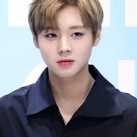 park-jihoon-pertimbangkan-drama-love-revolution