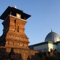 7-masjid-wisata-religi-di-indonesia-kunjungi-sekarang-dengan-cara-mengkhayal