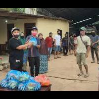 fantastis-banget-nih-pemulung-membagikan-sembako-di-saat-pandemik-covid-19
