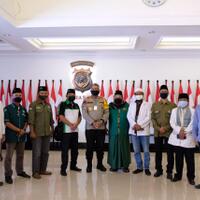 kapolda-sumut-silaturahmi-dengan-amir-sumut
