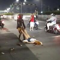 ada-apa-dengan-wanita-asing-ini-kuy-kepoin-yuk