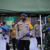 irjen-pol-martuani-sorminmsi-ikut-melepas-keberangkatan-satgas-yonif-125-smb