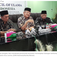 ironi-corona-di-mata-mui-bandara-dibuka-masjid-ditutup