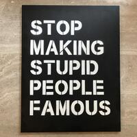 jadi-sorotan-usai-remehkan-covid-19-youtuber-indira-kalistha-menangis-minta-maaf