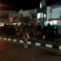 viral-video-ibu-ibu-teriak-hancurkan-psbb-publik-kita-lihat-endingnya