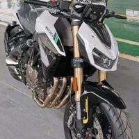 inilah-motor-benelli-yang-tampangnya-mirip-dajal