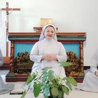 viral-3-suster-katolik-nyanyikan--selamat-lebaran--ganjar-lempar-pujian