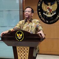 mahfud-md-di-iran-ribuan-orang-mati-karena-salat-di-masjid-saat-corona