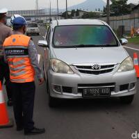 antisipasi-arus-balik-sejumlah-gerbang-tol-ditutup-untuk-kendaraan-penumpang