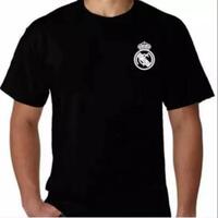 kenapa-logo-pada-baju-kaus-letaknya-di-sebelah-kiri
