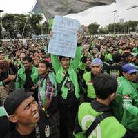 dilarang-bawa-orang-kala-new-normal-ojol-siap-geruduk-istana