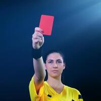 20-jagoan-kartu-merah-di-premier-league-siapa-favorit-agan