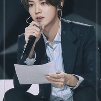 pakai-rompi-bertuliskan-syahadat-luhan-eks-exo-dituntut-minta-maaf