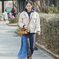 9-inspirasi-outfit-kim-tae-hee-dengan-outer-stylish-dan-gak-ribet