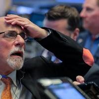 hari-terburuk-wall-street-dow-jones-terjun-payung-1800-poin