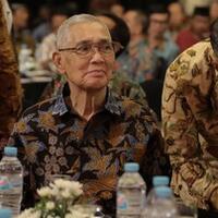 try-sutrisno-dan-purnawirawan-desak-dpr-cabut-ruu-hip