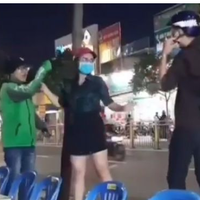 viral-ojol-pergoki-pacar-lagi-jalan-bareng-selingkuhan-helm-auto-melayang