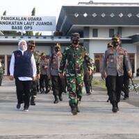 panglima-tni-dan-kapolri-pimpin-rapat-terkait-penanganan-covid-19-di-jawa-timur