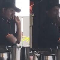 korek-hidung-lalu-siapkan-makanan-pramusaji-ini-bikin-netizen-geli