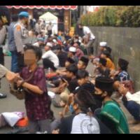 puluhan-remaja-peserta-demo-pa-212-kebingungan-hingga-kelaparan