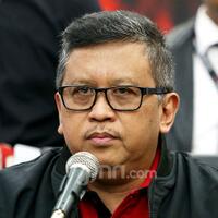 bendera-pdip-diduga-dibakar-demonstran-hasto-keluarkan-instruksi-buat-kader