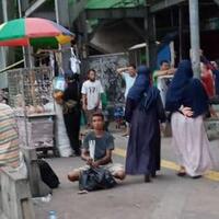 masih-ada-pkl-pasar-tanah-abang-tak-patuhi-protokol-covid-ajak-balita-jualan