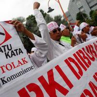 sadarkah-komunis-itu-bagian-dari-kita-sampai-sekarang