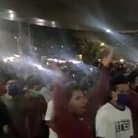 viral-video-warga-jemput-paksa-jenazah-covid-19-polisi-kalah-jumlah
