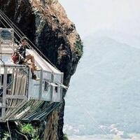 serasa-tidur-di-atas-awan-hotel-gantung-di-purwakerto-ini-uji-nyali-anda