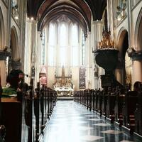foto-gereja-katedral-jakarta-kembali-dibuka-untuk-ibadah