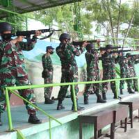 asah-kemampuan-naluri-tempur-prajurit-lanal-banyuwangi-gelar-latihan-menembak