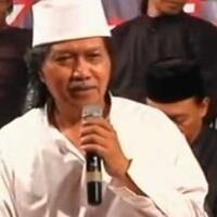 ramai-fenomena-ustaz-poligami-begini-pandangan-cak-nun