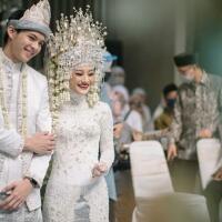 setelah-dinda-dan-rey-penyanyi-ganteng-ini-akhirnya-juga-menikah-siapakah-dia
