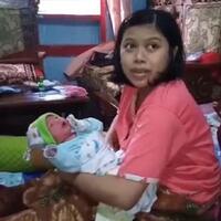 aneh-tapi-nyata-hanya-hamil-1-jam-seorang-ibu-melahirkan-gimana-menurut-gansist