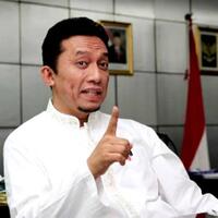 heboh-kue-klepon-tak-islami-tifatul-sembiring-mirip-modus-pki