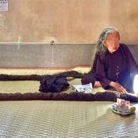 kisah-nenek-berambut--ular-sanca--64-tahun-tidak-mau-potong-rambut-kenapa