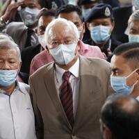 eks-pm-malaysia-najib-razak-terbukti-bersalah-atas-korupsi-rp146-m