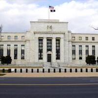 suku-bunga-the-fed-tetap-pertumbuhan-ekonomi--jauh-di-bawah--pra-pandemi