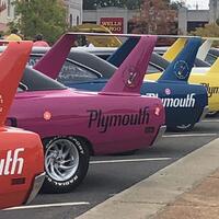 plymouth-superbird-mobil-legendaris-nascar-wujud-asli--the-king--dari-film-cars