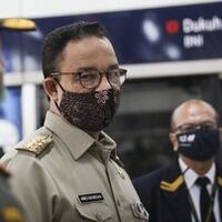 pemprov-dki-somasi-aktris-ike-muti-soal--hapus-foto-jokowi