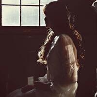 namaku-dara-seorang-biduanita