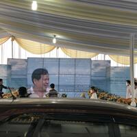 bos-ardiles-tutup-usia-gelar-penghormatan-terakhir-dilakukan-dengan-drive-thru