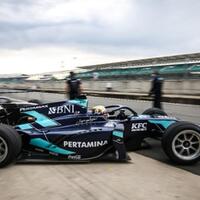 start-dari-posisi-15-sean-gelael-berjuang-raih-poin-di-sirkuit-silverstone