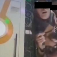 berduaan-di-karaoke-viral-kades-lampung-tengah-peluk-mesra-istri-kadus